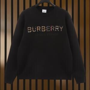 Burberr black knit sweater